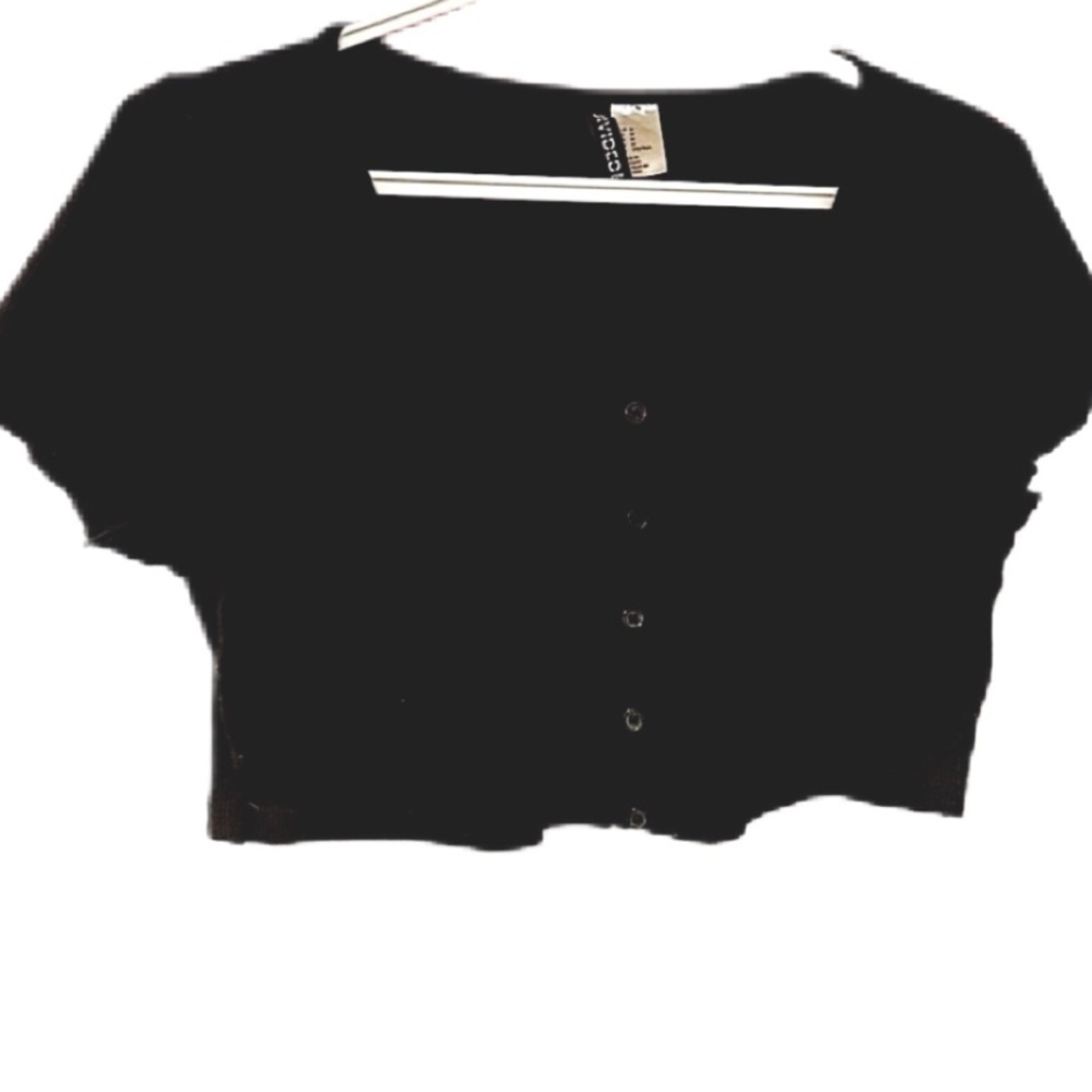❤️ 2/$15 Black Button-Up Crop Top Cardigan